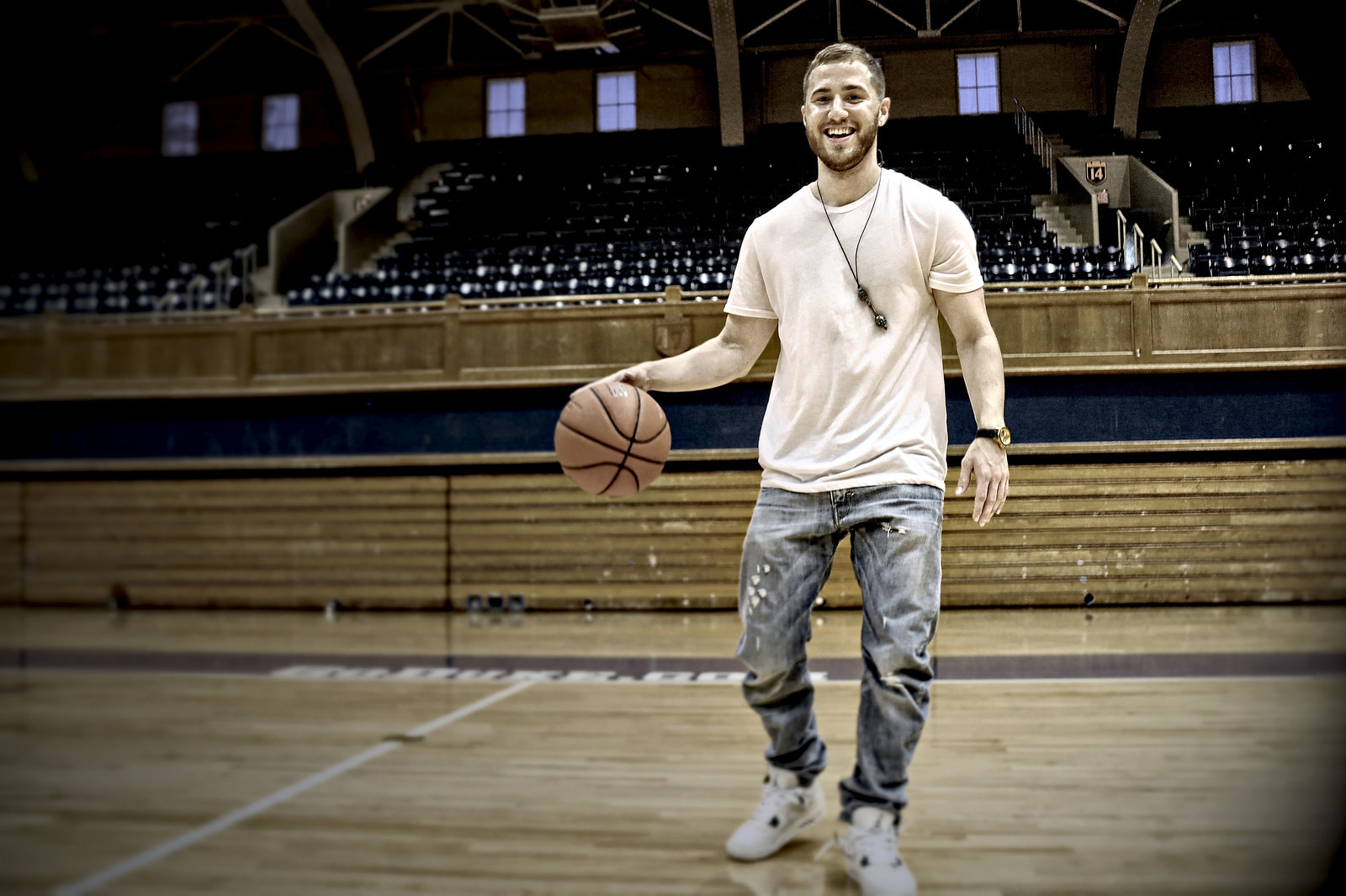 Mike Posner playing basketball at Cameron Indoor Stadium at Duke University 8/13/13
Photo by dukeblueplanet.com
