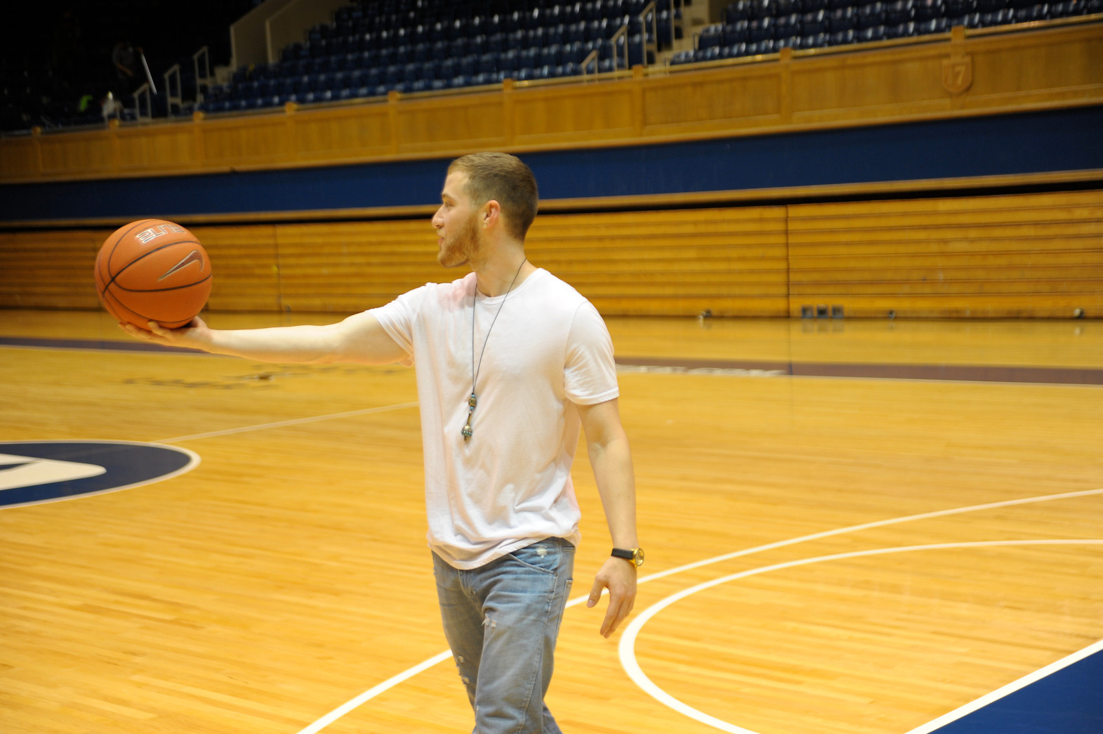 Mike Posner playing basketball at Cameron Indoor Stadium at Duke University 8/13/13
Photo by dukeblueplanet.com
