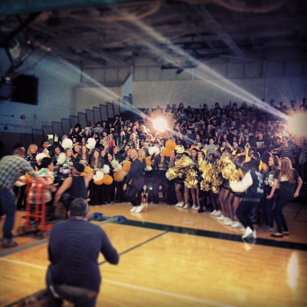 Mike Posner shooting music video at Wylie E. Groves High School - Beverly Hills, MI 9/22/13
Instagram @itsalibye
