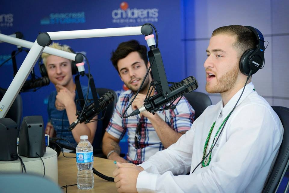 Mike Posner and Hot Chelle Rae at Seacrest Studios at Children's Medical Center - Dallas, TX 7/3/13
 Mike Posner and Hot Chelle Rae at Seacrest Studios at Children's Medical Center - Dallas, TX 7/3/13