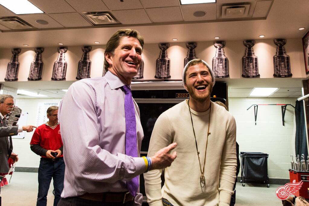 Coach Mike Babcock and Mike Posner after the Detroit Red Wings vs. Boston Bruins game - Detroit, MI 11/27/13
Twitter @DetroitRedWings
 Coach Mike Babcock and Mike Posner after the Detroit Red Wings vs. Boston Bruins game - Detroit, MI 11/27/13
Twitter @DetroitRedWings