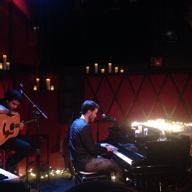 Mike Posner performing on his Unplugged Tour in New York City, NY 4/3/14
Instagram @lightupmyroom
