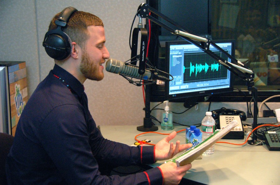 Mike Posner at Zach Sang and The Gang in NYC 8/5/13
Photo by Zach Sang and The Gang
 Mike Posner at Zach Sang and The Gang in NYC 8/5/13
Photo by Zach Sang and The Gang