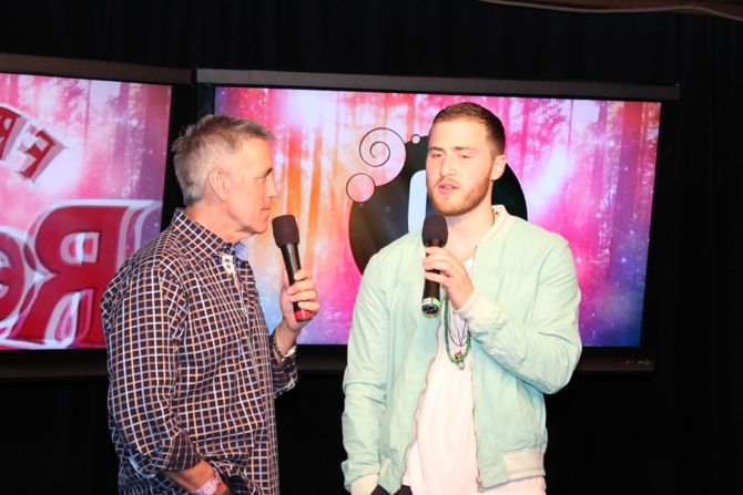 Kiss 108's Billy Costa interviews Mike Posner backstage at Kiss Concert 2013
Photo by kiss108.com
 Kiss 108's Billy Costa interviews Mike Posner backstage at Kiss Concert 2013
Photo by kiss108.com