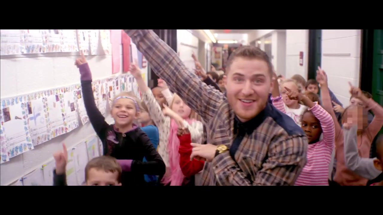 Mike_Posner_-_Top_of_the_World_ft__Big_Sean_445.jpg