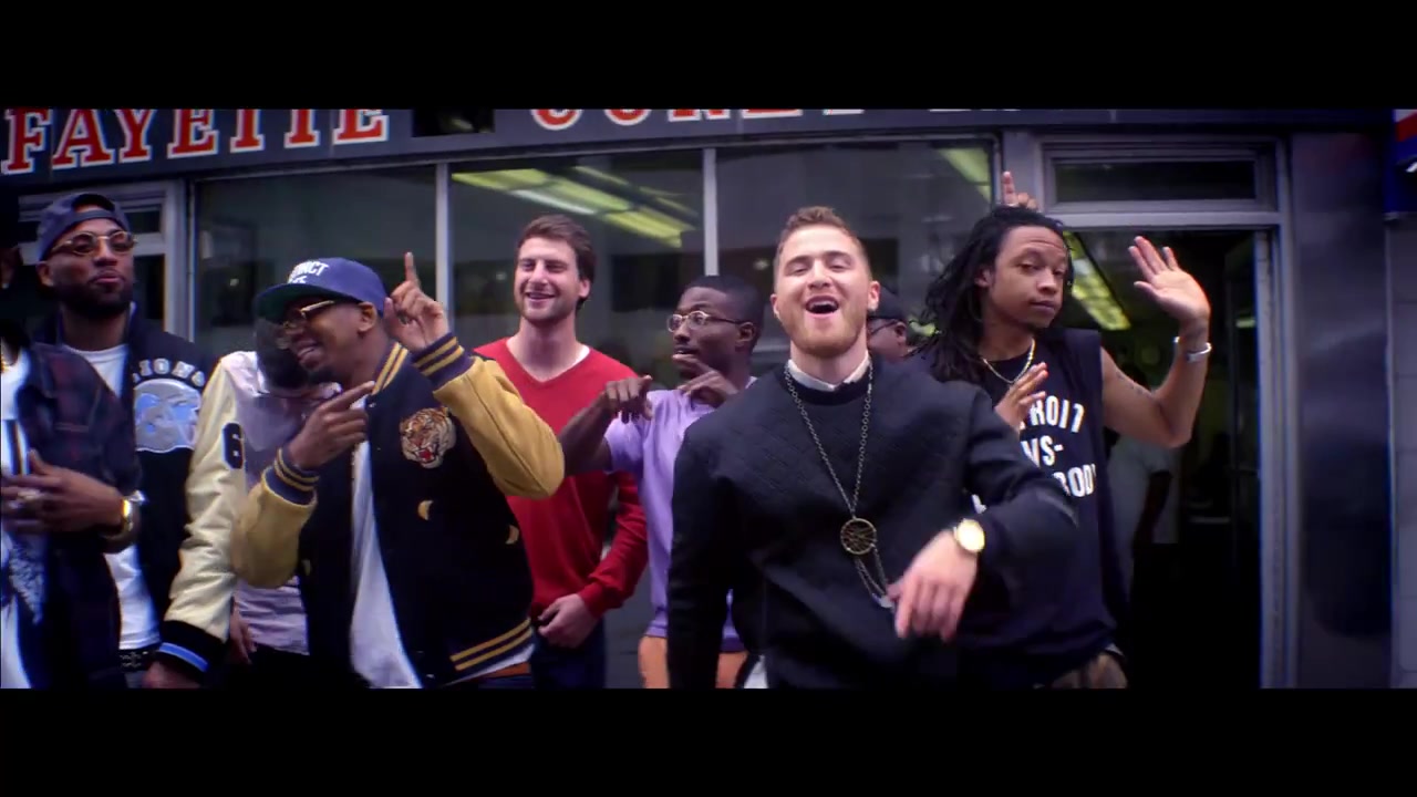Mike_Posner_-_Top_of_the_World_ft__Big_Sean_461.jpg