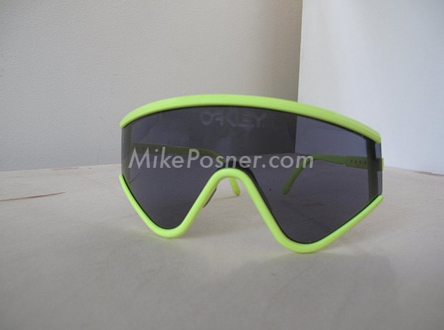 Shades from "Cooler Than Me" music video
Shades from "Cooler Than Me" music video