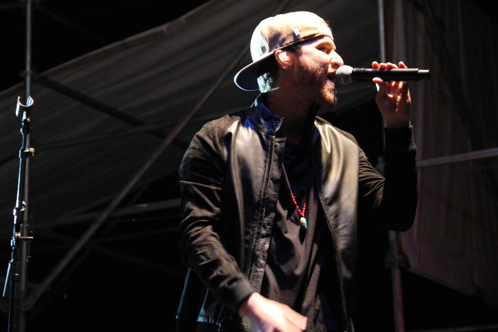 Mike Posner performing at Dam Jam 2014 at OSU in Corvallis, OR 5/31/14
Photo by Justin Quinn
justinquinnphotography.smugmug.com
