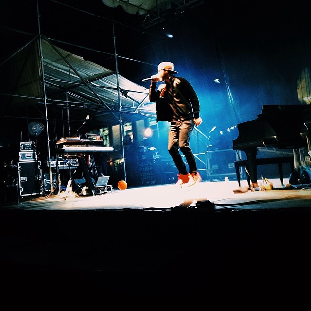 Mike Posner performing at Dam Jam 2014 at OSU in Corvallis, OR 5/31/14
Instagram @kylie1795
