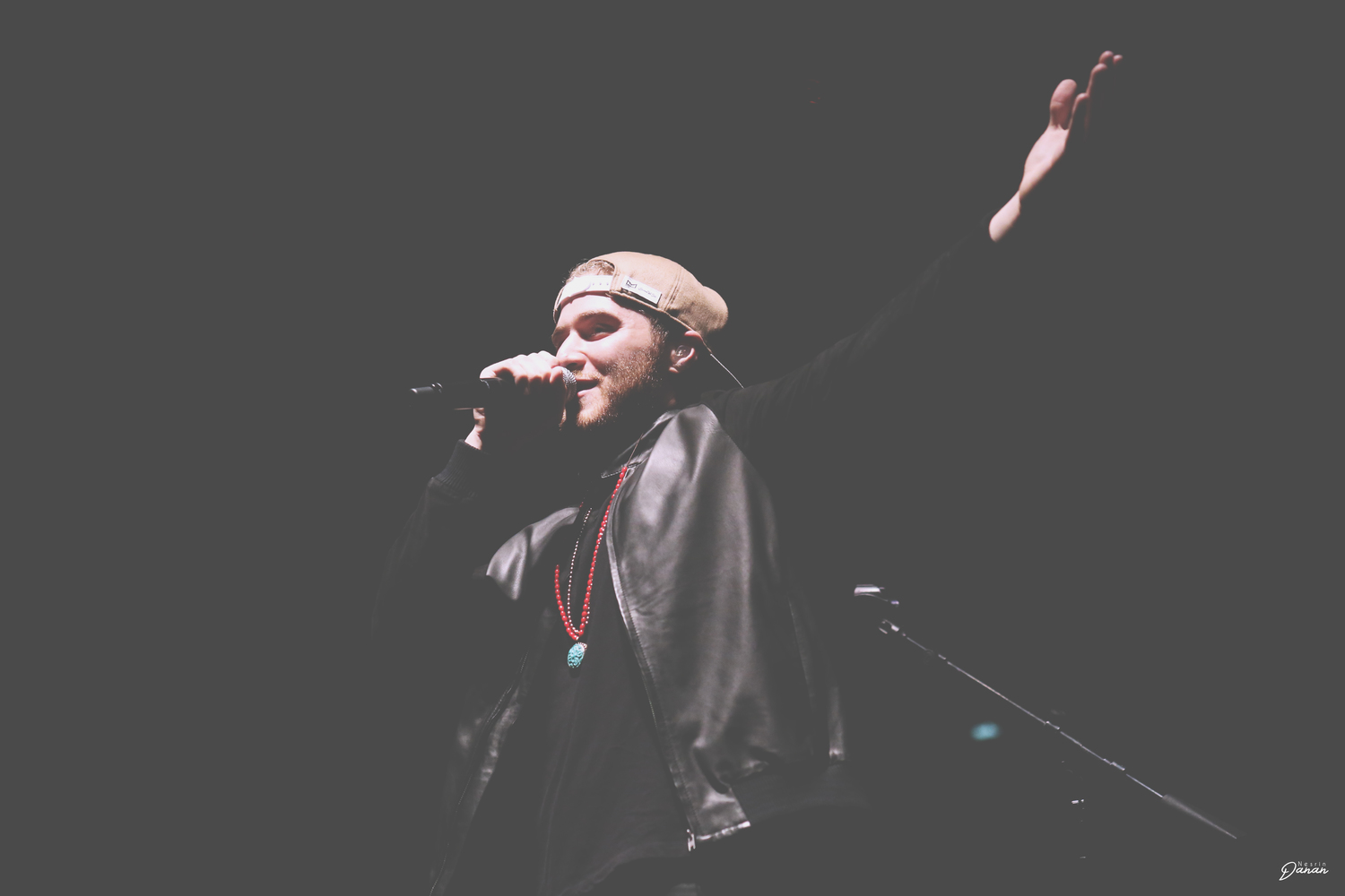 Mike Posner performing at Dam Jam 2014 at OSU in Corvallis, OR 5/31/14
Photo by Nesrin Danan
nesrindanan.com
