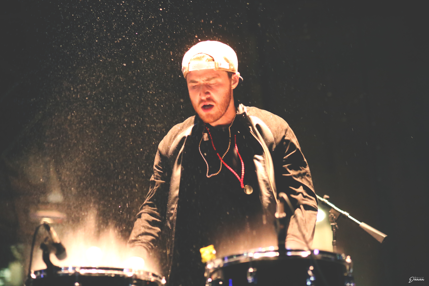 Mike Posner performing at Dam Jam 2014 at OSU in Corvallis, OR 5/31/14
Photo by Nesrin Danan
nesrindanan.com
