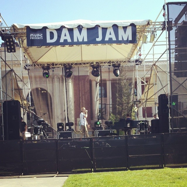 Mike Posner sound check at Dam Jam 2014 at OSU in Corvallis, OR 5/31/14
Instagram @honeygirlb

