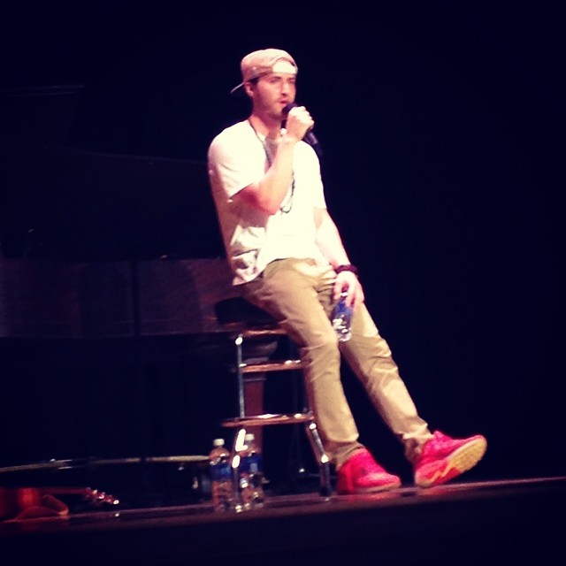 Mike Posner Q&A with OSU students in Corvallis, OR 5/31/14
Instagram @neffco
