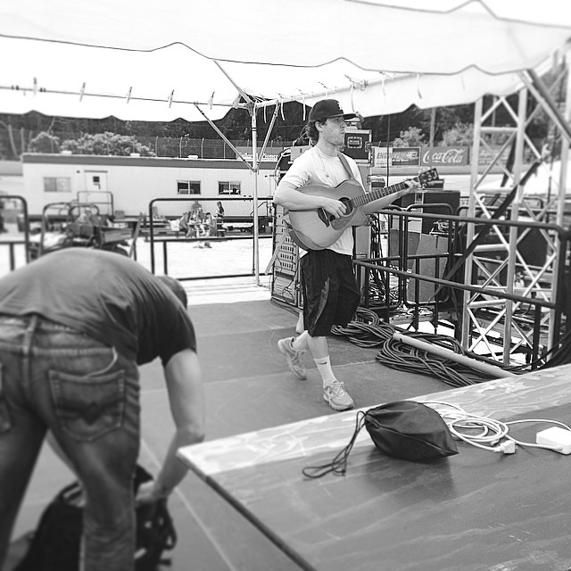 Mike Posner pre-show at 104.5 SNX Summer Music Festival in Marne, MI 8/15/2014
instagram.com/1045snx
