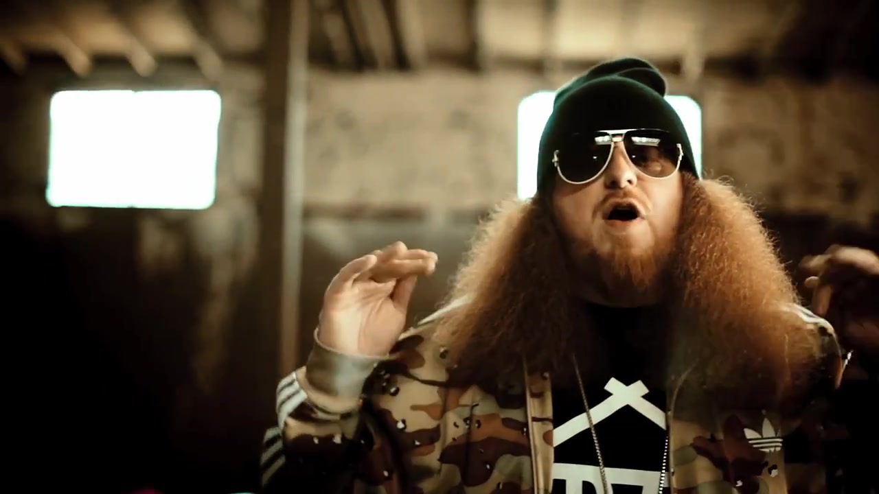 Rittz_-_Switch_Lanes_28Feat__Mike_Posner29_-_Official_Music_Video_0058.jpg