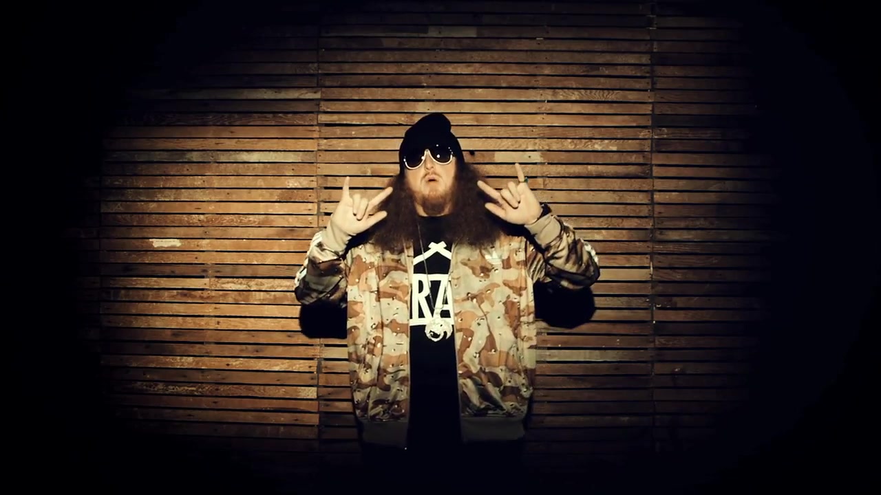 Rittz_-_Switch_Lanes_28Feat__Mike_Posner29_-_Official_Music_Video_0071.jpg