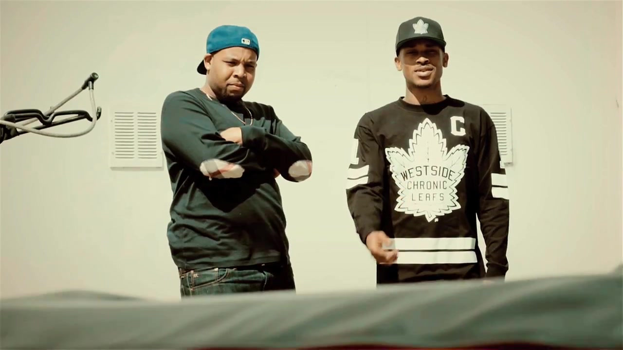 Rittz_-_Switch_Lanes_28Feat__Mike_Posner29_-_Official_Music_Video_0082.jpg