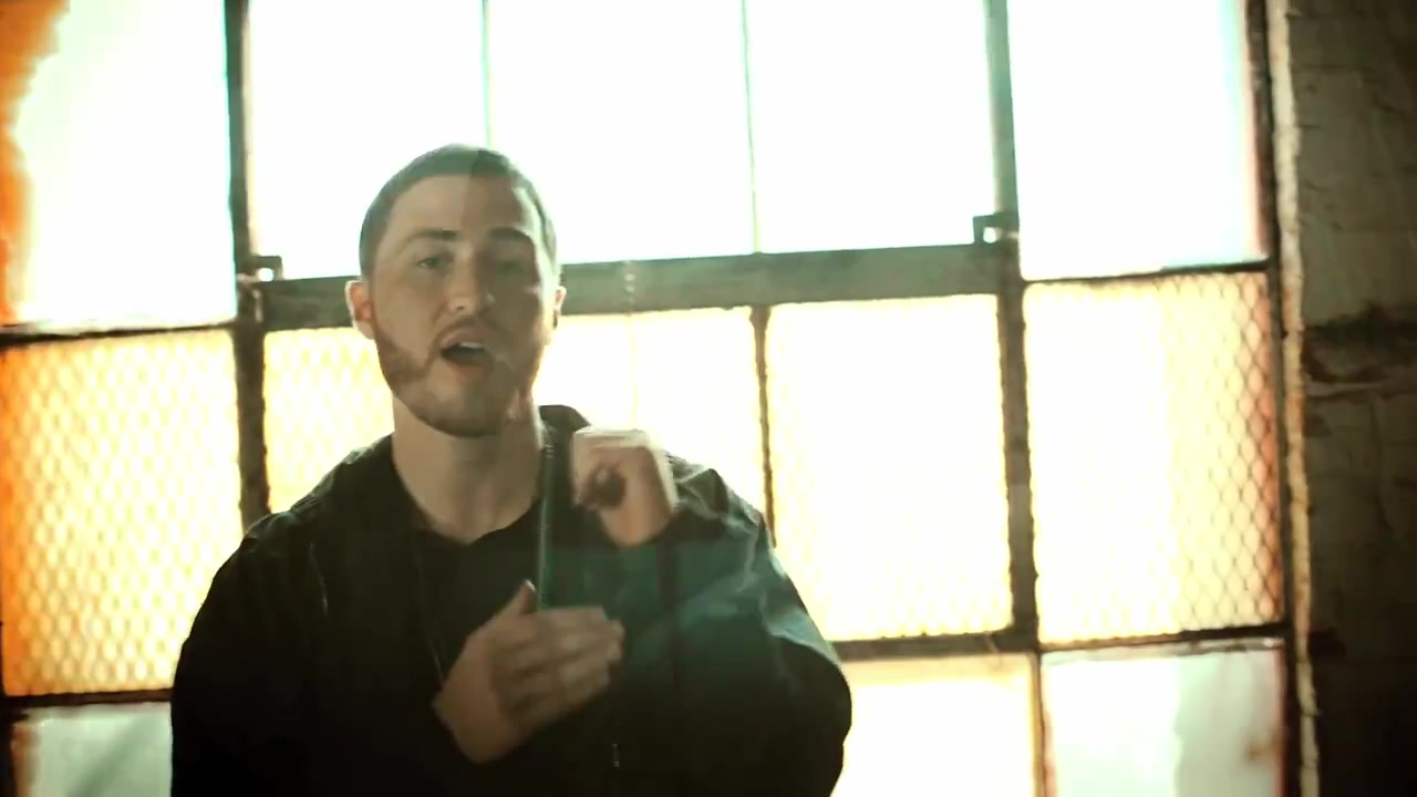 Rittz_-_Switch_Lanes_28Feat__Mike_Posner29_-_Official_Music_Video_048.jpg