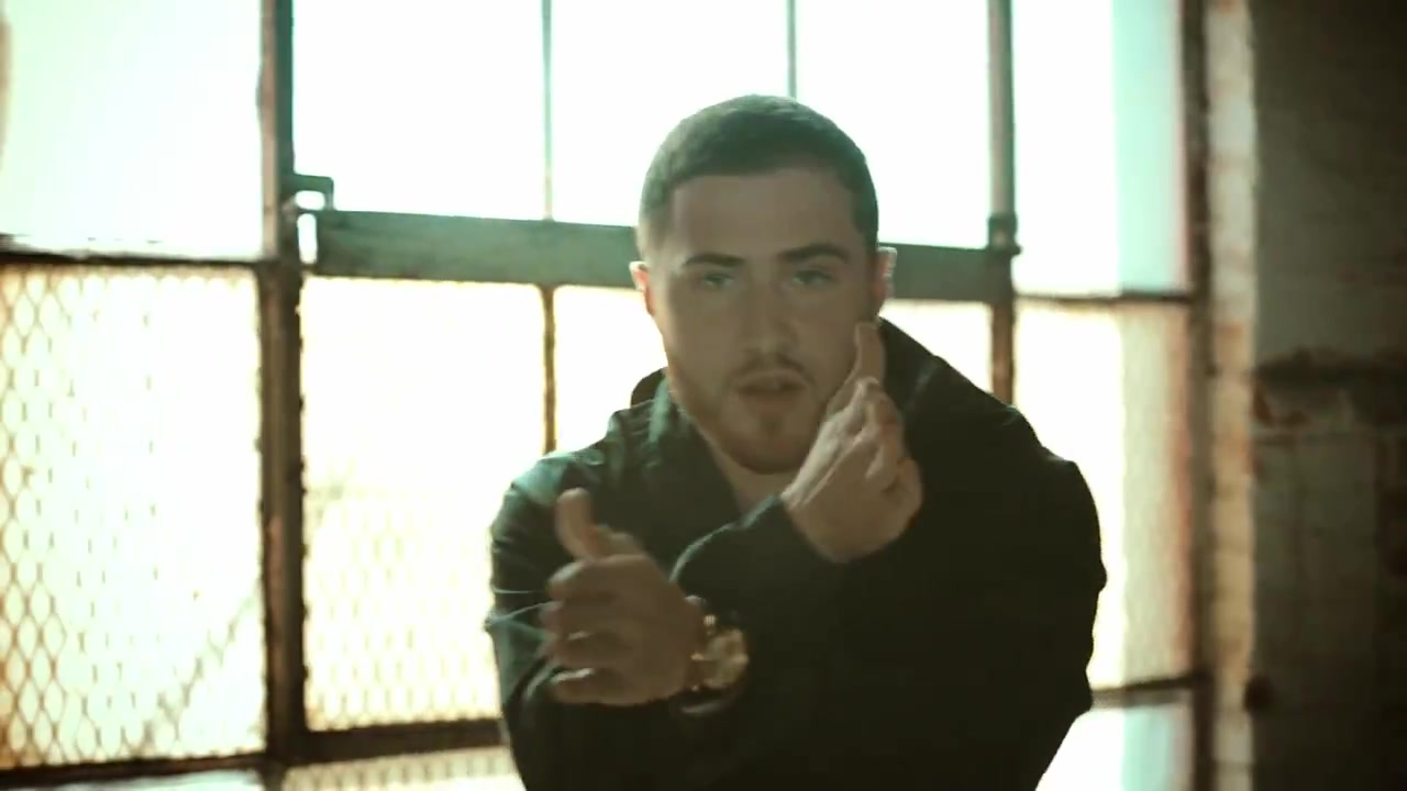 Rittz_-_Switch_Lanes_28Feat__Mike_Posner29_-_Official_Music_Video_052.jpg