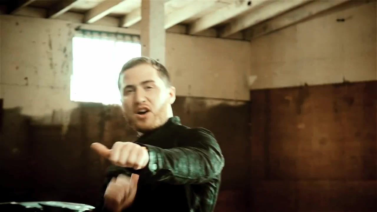 Rittz_-_Switch_Lanes_28Feat__Mike_Posner29_-_Official_Music_Video_115.jpg