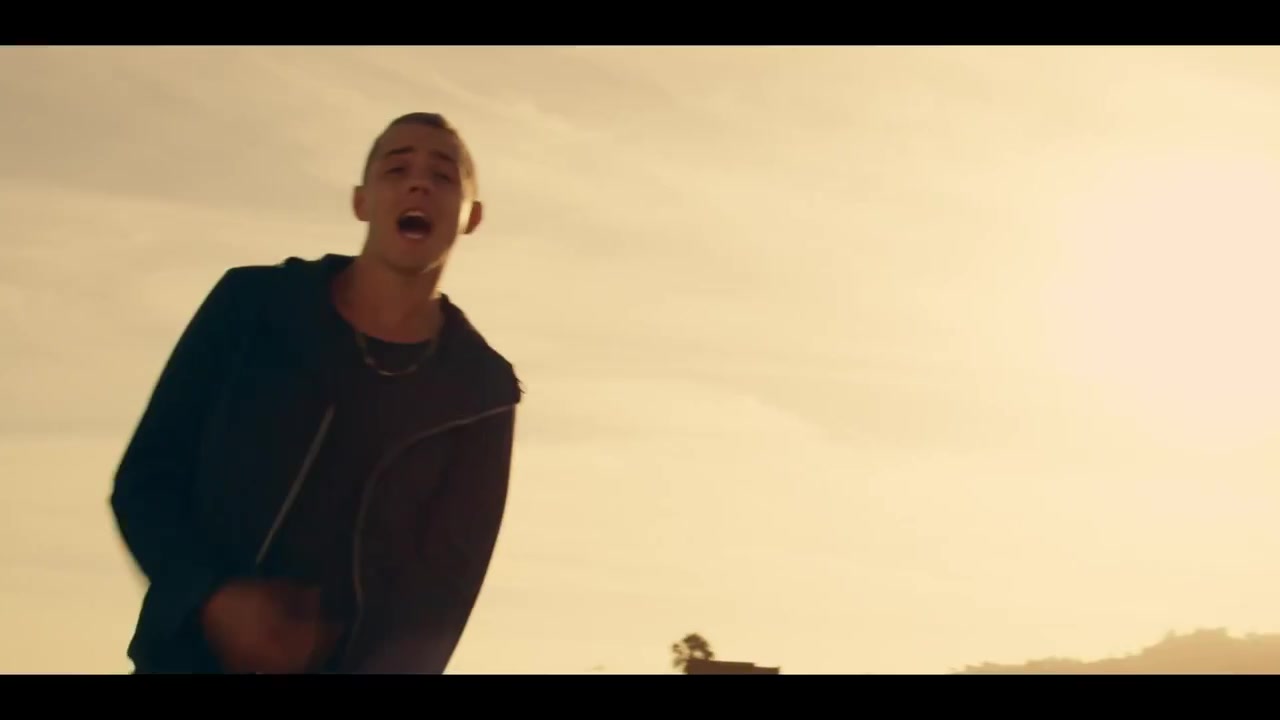 Sammy_Adams_-_L_A__Story_ft__Mike_Posner_072.jpg