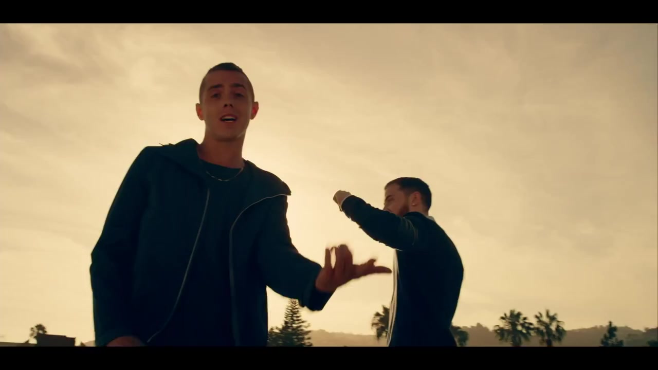 Sammy_Adams_-_L_A__Story_ft__Mike_Posner_079.jpg
