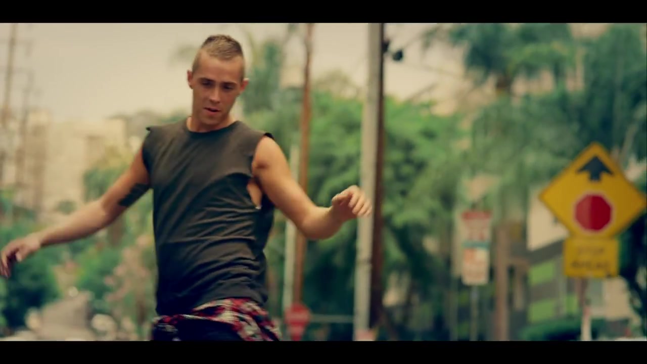Sammy_Adams_-_L_A__Story_ft__Mike_Posner_215.jpg