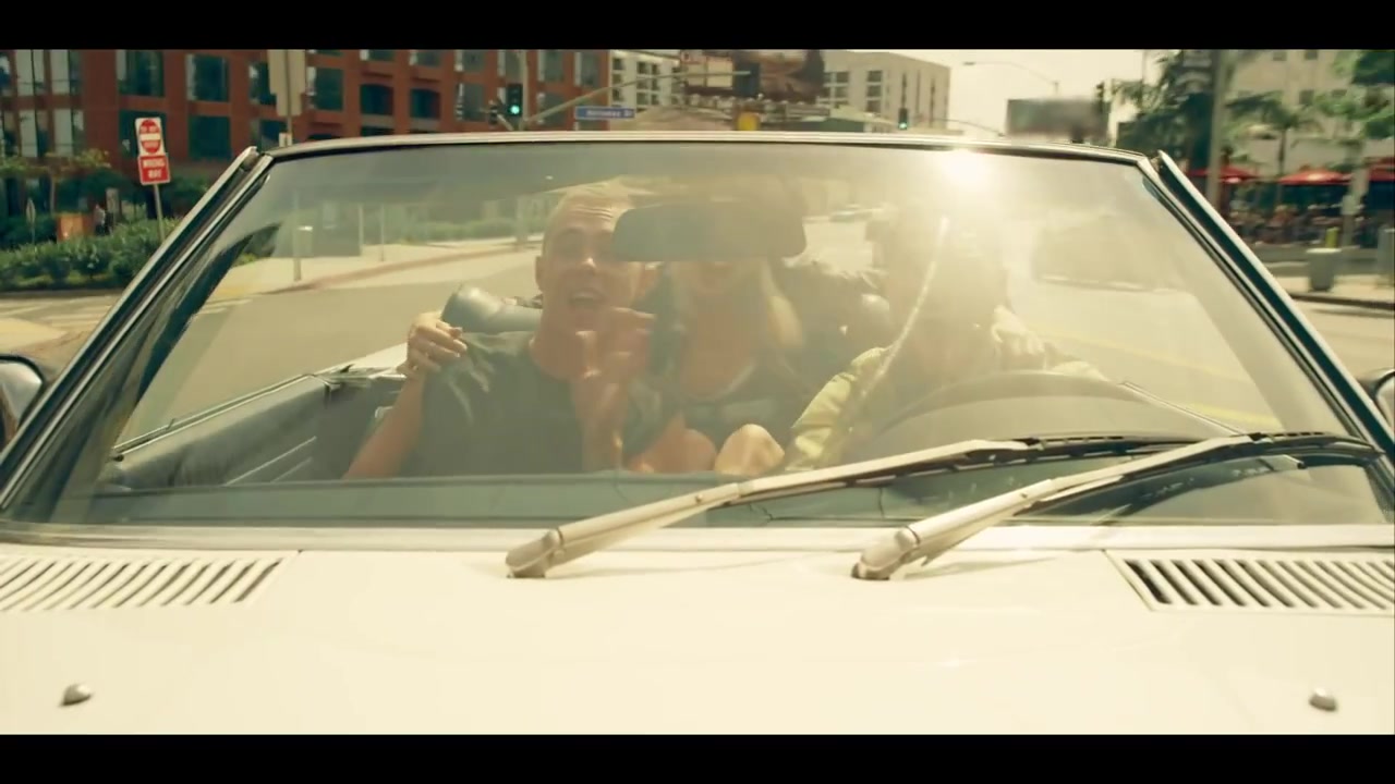 Sammy_Adams_-_L_A__Story_ft__Mike_Posner_326.jpg