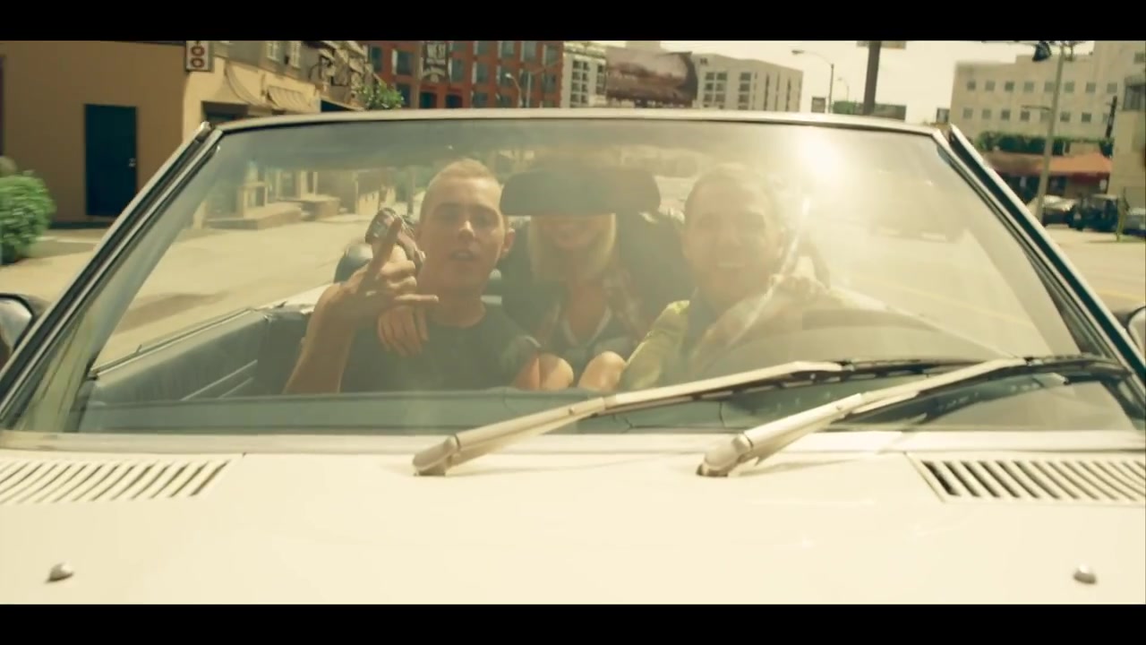 Sammy_Adams_-_L_A__Story_ft__Mike_Posner_332.jpg