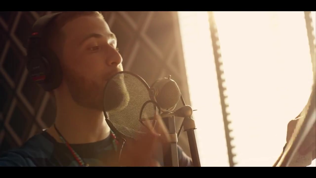 Sammy_Adams_-_L_A__Story_ft__Mike_Posner_381.jpg