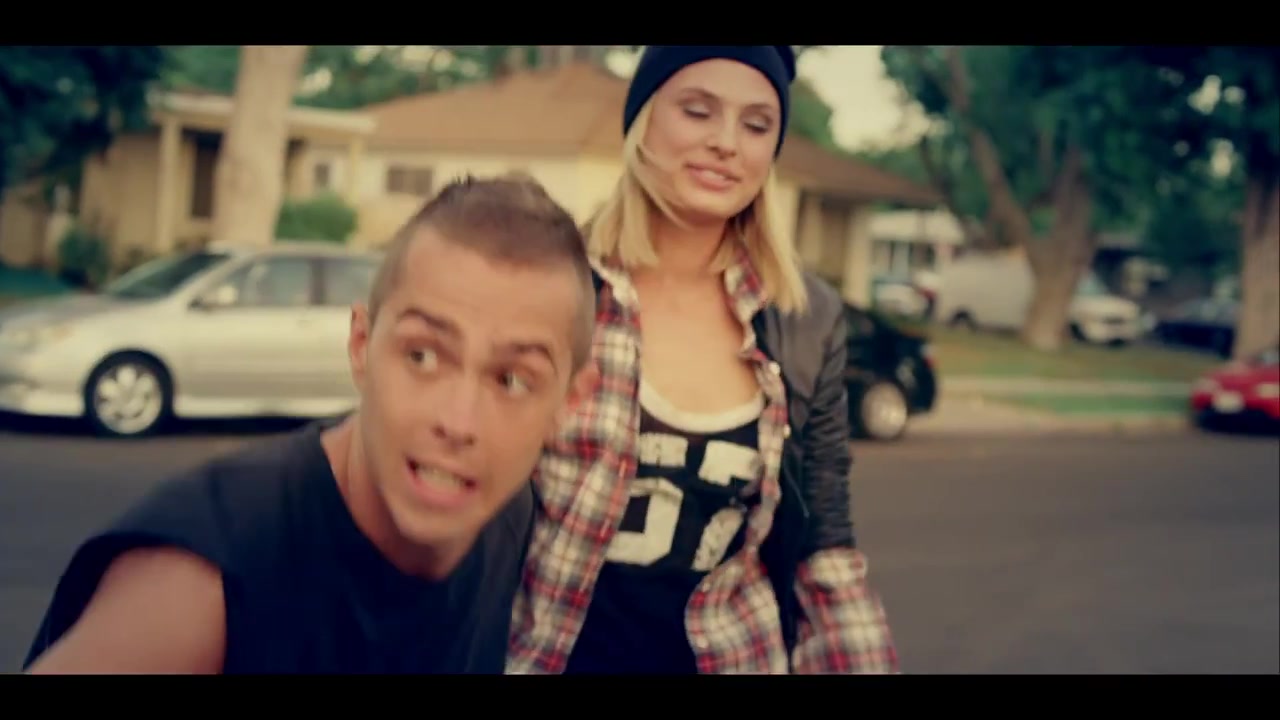 Sammy_Adams_-_L_A__Story_ft__Mike_Posner_390.jpg