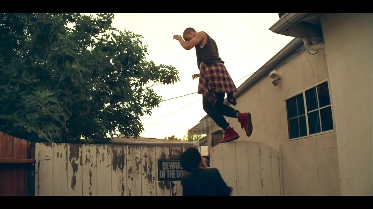 Sammy_Adams_-_L_A__Story_ft__Mike_Posner_414.jpg