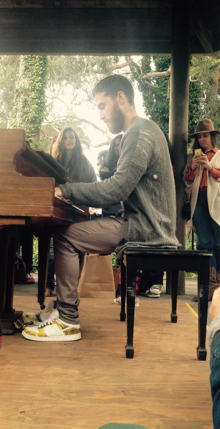 Mike Posner performing at San Francisco Botanical Garden in San Francisco, CA July 16, 2015
twitter.com/Momoniek
 Mike Posner performing at San Francisco Botanical Garden in San Francisco, CA July 16, 2015
twitter.com/Momoniek