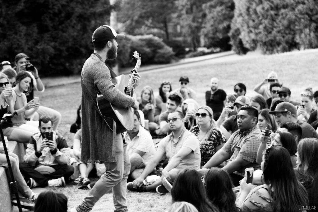 Mike Posner performing at Volunteer Park in Seattle, WA July 13, 2015
twitter.com/jrmilllar
 Mike Posner performing at Volunteer Park in Seattle, WA July 13, 2015
twitter.com/jrmilllar