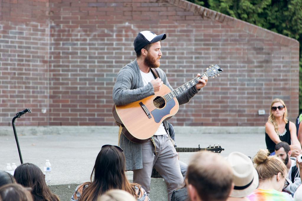Mike Posner performing at Volunteer Park in Seattle, WA July 13, 2015
twitter.com/jrmilllar
 Mike Posner performing at Volunteer Park in Seattle, WA July 13, 2015
twitter.com/jrmilllar