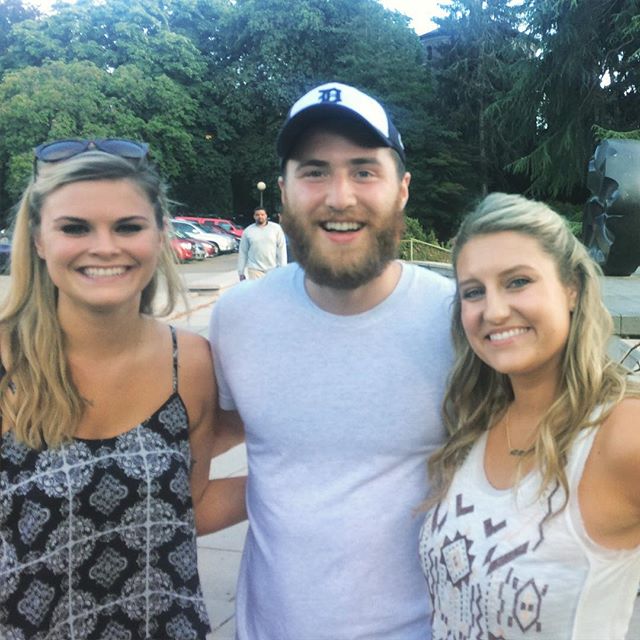 Mike Posner at Volunteer Park in Seattle, WA July 13, 2015
instagram.com/haileymka
 Mike Posner at Volunteer Park in Seattle, WA July 13, 2015
instagram.com/haileymka