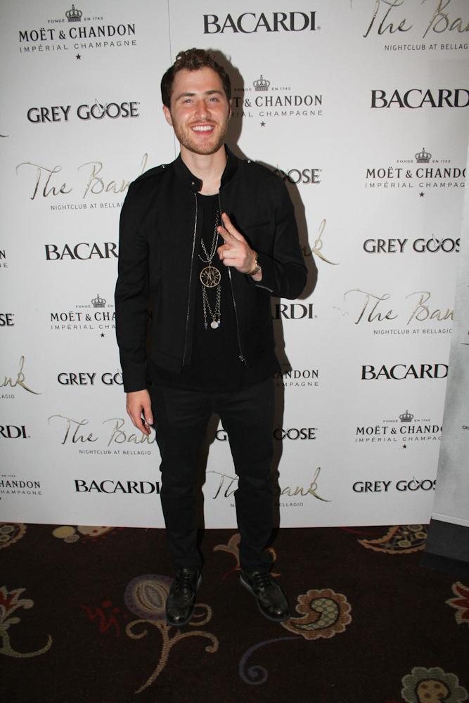 Mike Posner at The Bank Nightclub for DJ E-Man's Birthday Celebration in Las Vegas, NV 5/24/14
Photo by thebanklasvegas.com
Mike Posner at The Bank Nightclub for DJ E-Man's Birthday Celebration in Las Vegas, NV 5/24/14
Photo by thebanklasvegas.com