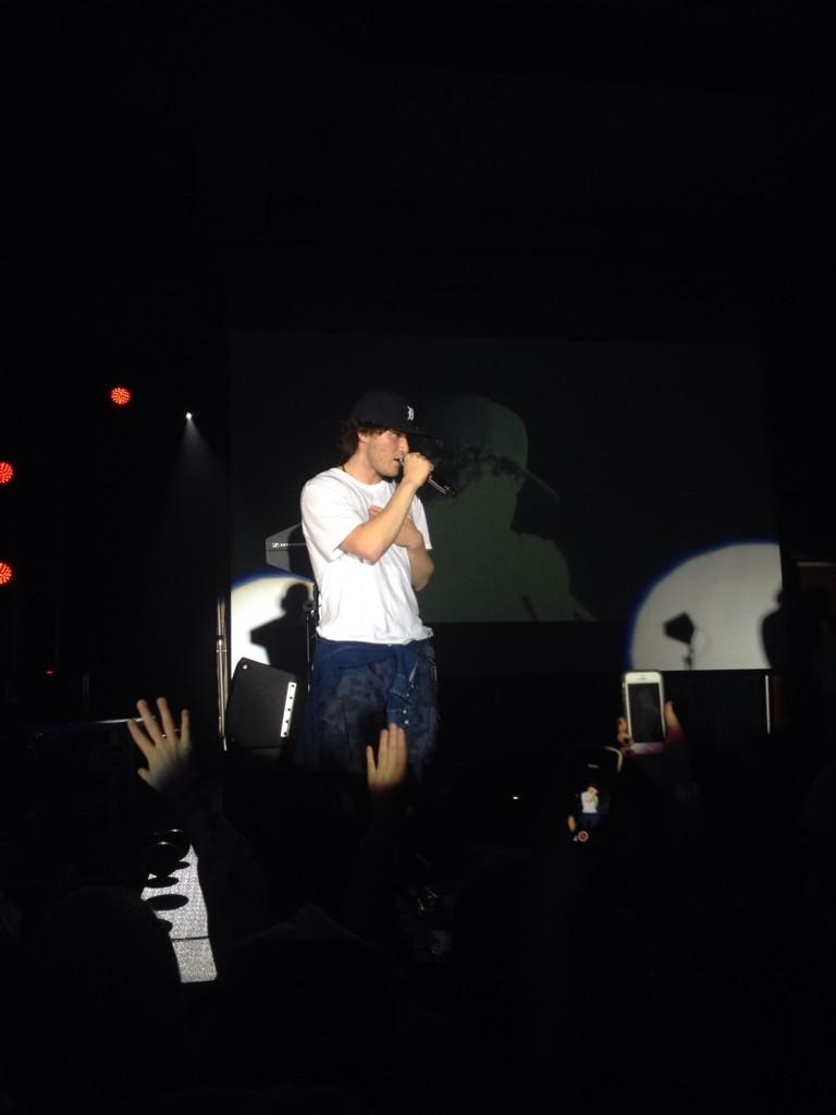 Mike Posner performing at USU's The Howl 2014 in Logan, UT 10/25/2014
twitter.com/MyHiddenBook
