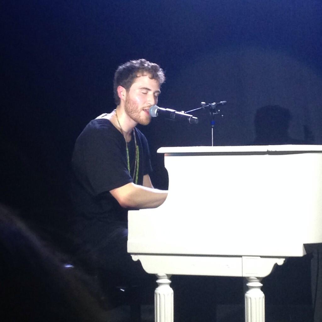 Mike Posner performing at Bye Gosh Fest 2014 at UW Oshkosh in Oshkosh, WI 5/8/14
Twitter @SashaKuechler
