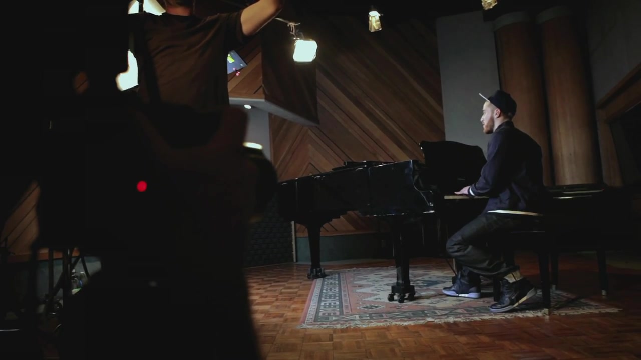 What_It_s_Like_To_Be_Like_Mike_28Posner29_-_YouTube_037.jpg What_It_s_Like_To_Be_Like_Mike_28Posner29_-_YouTube_037.jpg