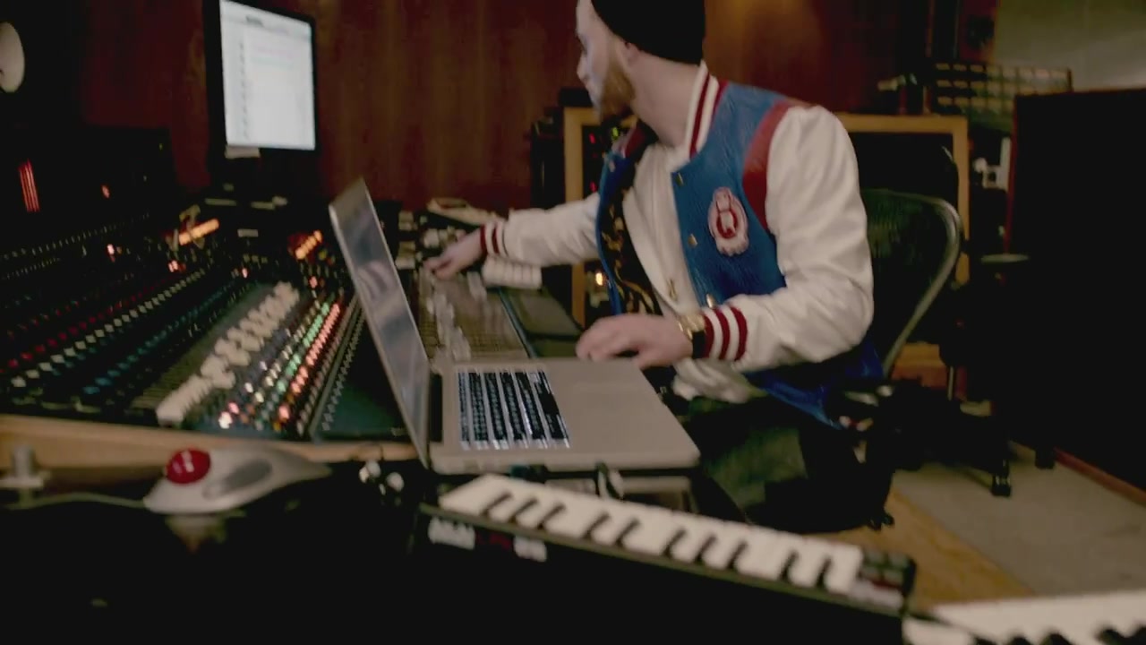 What_It_s_Like_To_Be_Like_Mike_28Posner29_-_YouTube_148.jpg What_It_s_Like_To_Be_Like_Mike_28Posner29_-_YouTube_148.jpg