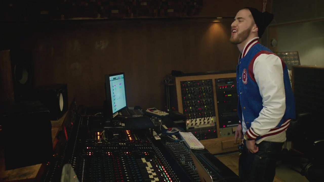 What_It_s_Like_To_Be_Like_Mike_28Posner29_-_YouTube_156.jpg What_It_s_Like_To_Be_Like_Mike_28Posner29_-_YouTube_156.jpg