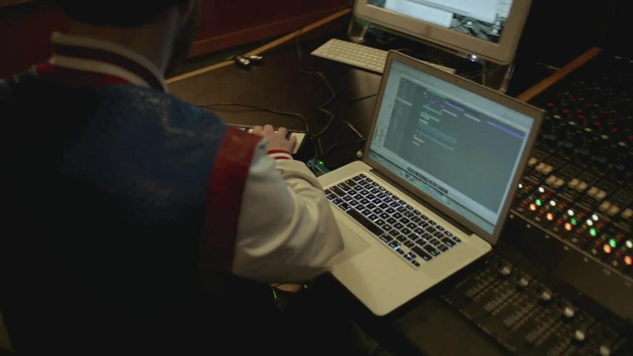 What_It_s_Like_To_Be_Like_Mike_28Posner29_-_YouTube_159.jpg What_It_s_Like_To_Be_Like_Mike_28Posner29_-_YouTube_159.jpg