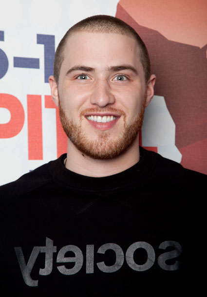 mike-posner-backstage-at-the-2011-summertime-ball-1.jpg