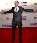 Filename=12AmericanMusicAwards2010.jpg
Filesize=61KiB
Dimensions=443x594
Date added=Jun 28, 2011 12AmericanMusicAwards2010.jpg