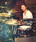 Filename=GregPetersen-drumkit-08092013.jpg
Filesize=147KiB
Dimensions=612x612
Date added=Aug 10, 2013 GregPetersen-drumkit-08092013.jpg