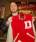 Filename=Mike-Posner-1949-Red-Wings-jacket-at_Mitchell-and-Ness-292012.jpg
Filesize=65KiB
Dimensions=471x426
Date added=Feb 17, 2012 Mike-Posner-1949-Red-Wings-jacket-at_Mitchell-and-Ness-292012.jpg