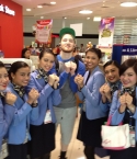Mike-Posner-Airport-Philippines-12102011.jpg