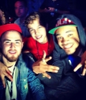 Filename=Mike-Posner-Austin-Mahone-Bei-Maejor-B96-SummerBash-2012-03.jpg
Filesize=104KiB
Dimensions=612x612
Date added=Jun 17, 2012 Mike-Posner-Austin-Mahone-Bei-Maejor-B96-SummerBash-2012-03.jpg