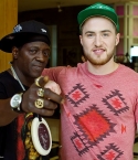 Filename=Mike-Posner-Flava-Flav-2011-2.jpg
Filesize=65KiB
Dimensions=576x504
Date added=Dec 10, 2011 Mike-Posner-Flava-Flav-2011-2.jpg